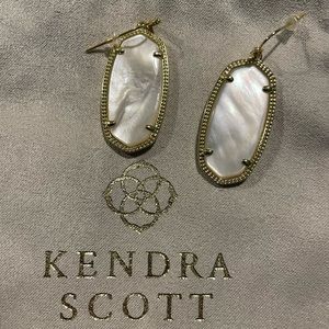 KENDRA SCOTT Elle Drop Earrings
